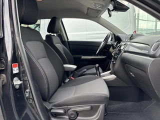 Suzuki Vitara Suzuki Vitara 1.0 B.jet AllGrip Select 4X4 Trekhaak Carplay Camera Navi Led - afbeelding nr 2