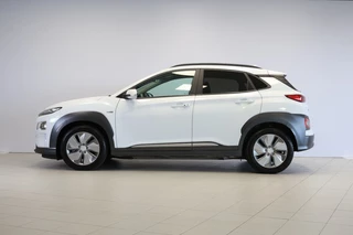 Hyundai Kona Hyundai Kona EV Premium 64 kWh - Krell Audio - SOH 97% Head-up Display - afbeelding nr 6