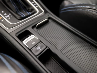 Volkswagen Golf Volkswagen Golf 1.4 TSI GTE Sport 204Pk Automaat (APPLE CARPLAY, NAVIGATIE, CLIMATE, LEDEREN SPORTSTOELEN, PARKEERSENSOREN, GETINT GLAS, CRUISE, NIEUWE APK, NIEUWSTAAT) - afbeelding nr 24