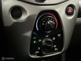 Citroën C1 Citroen C1 1.0 e-VTi Feel [ NAP airco LED ] - afbeelding nr 19