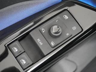 Volkswagen ID.3 Volkswagen ID.3 Pro 58 kWh  | NAVI BY CARPLAY | STOELVERWARMING | RIJKLAARPRIJS INCL. 12 MND. BOVAGGARANTIE - afbeelding nr 17