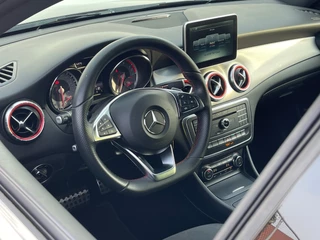 Mercedes-Benz CLA | Navi | Clima | Bi-Xenon | PDC | Cruise | 18 inch - afbeelding nr 9