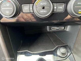 Volkswagen T-Roc Volkswagen T-Roc 1.0 TSI Style - afbeelding nr 46