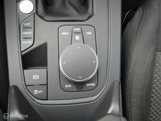 BMW 1 Serie BMW 1-serie 118i High Executive | Trekhaak - afbeelding nr 18