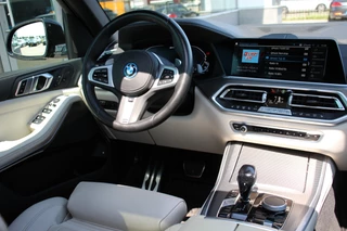 BMW X5 BMW X5 xDrive45e High Executive M-Sport | Pano | Luchtvering | 360 Camera | Trekhaak | Laser | ACC - afbeelding nr 24