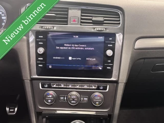 Volkswagen Golf Volkswagen Golf 1.0 TSI Pano/ APP CarPlay/ Alcantara - afbeelding nr 21