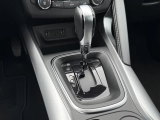 Renault Kadjar Renault Kadjar 1.2 TCe Intens 2e Eigenaar,Navi,Clima,Cruise,PDC V+A,Camera,Stoel verw,Dodehoek detectie,Dealer onderhouden,N.A.P,131pk,Nieuwe APK bij Aflevering - afbeelding nr 19