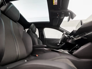 Peugeot 208 Automaat (PANORAMADAK, VIRTUAL COCKPIT, APPLE CARPLAY, GROOT NAVI, LEDER, 360 CAMERA, SPORTSTOELEN, GETINT GLAS, KEYLESS, ZWART HEMEL, NIEUWSTAAT) - afbeelding nr 8