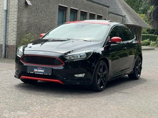 Ford Focus Ford Focus 1.5 150PK Red Edition ST LINE/PDC/NAVI/DAKJE - afbeelding nr 5
