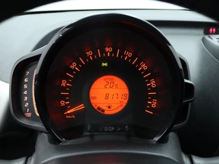 Citroën C1 Citroën C1 1.0 e-VTi Feel | Trekhaak | All season banden | Airco | Radio - afbeelding nr 29