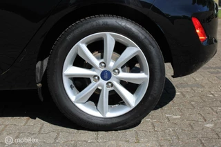 Ford Fiesta Ford Fiesta 1.1 Trend, Navigatiesysteem full map, Parkeersensor achter, Cruise control, Rijstrooksensor met correctie - afbeelding nr 37