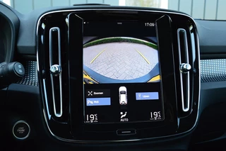 Volvo XC40 Rijklaarprijs-Garantie Leder Interieur Panorama dak Led Camera - afbeelding nr 20