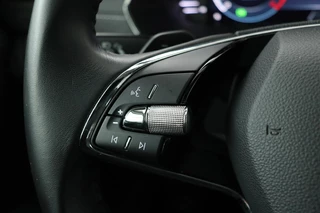 Škoda Octavia Skoda Octavia 1.0 e-TSI Business Edition Plus |  Stoelverwarming | Trekhaak | Camera | Adaptive cruise | Memory | Carplay | Side Assist | Full LED | Keyless | Park Assist | Navigatie - afbeelding nr 20