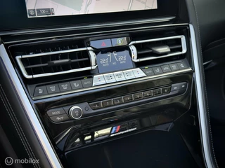BMW M8 BMW 8-serie M8 Competition Cabrio 627pk | B&W audio | Headup - afbeelding nr 35