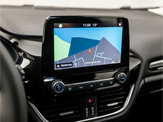 Ford Fiesta (APPLE CARPLAY, GROOT NAVI, PARKEERSENSOREN, SPORTSTOELEN, CRUISE, LANE ASSIST, DAB+, NIEUWSTAAT) - afbeelding nr 23