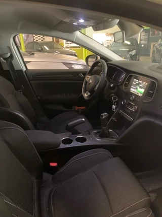 Renault Mégane Renault Mégane 1.5 DCI EXPR. S&S 110 PK NAVI AIRCO TREKHAAK ZEER MOOIE AUTO - afbeelding nr 7