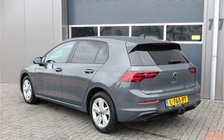 Volkswagen Golf Volkswagen Golf 1.5 TSI 96kw 130pk Style , Panorama dak , Led, Virtual cockpit ,Trekhaak uitklapbaar, PDC, Navigatie via Carplay , DAB+ , Stoelverwarming,Alcantara bekleding, etc. - afbeelding nr 5