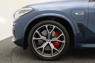 BMW X5 BMW X5 xDrive45e High Executive M-Sport Panoramadak, 360° Camera, Head-Up, H&K, ACC, Luchtvering, Trekhaak, 21