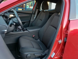 Mazda 3 2.0 e-SkyActiv-X M Hybrid 180pk Comfort | BOSE Sound | Navi | Apple Carplay+Android Auto | Clima | Adap. Cruise | Head-Up | Keyless Entry | Pdc V+A+Camera | Stuur+Stoelverwarming | 18''lm - afbeelding nr 9