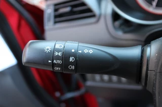 Suzuki Swift Suzuki Swift 1.0 Stijl Smart Hybrid + Trekhaak - afbeelding nr 31