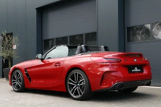 BMW Z4 BMW Z4 Roadster sDrive20i High Executive |M-SPORT| Headup Adaptive Cruise Sportzetels Leder AppleCarplay Stoel/stuur Verwarming Sfeerverlicht Keyless 108000 BJ2019 - afbeelding nr 6