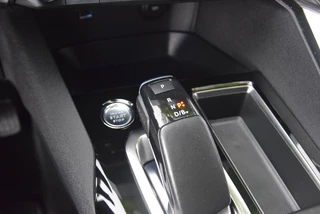 Peugeot 3008 Peugeot 3008 1.6 HYbrid 225 Allure Pack Navi/Camera/PDC/Clima - afbeelding nr 18