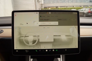 Tesla Model 3 - afbeelding nr 17