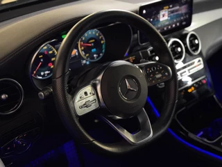 Mercedes-Benz GLC Mercedes-Benz GLC-klasse Coupé 300e 4MATIC Business Solution AMG | sfeerverlichting | keyless | Camera | DAB - afbeelding nr 16