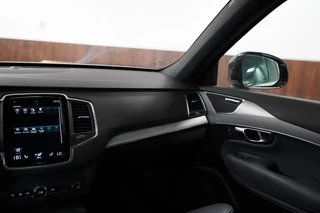 Volvo XC90 Volvo XC90 2.0 T8 Recharge AWD R-Design 7Pers|Pano|Memory|Trekhaak - afbeelding nr 25