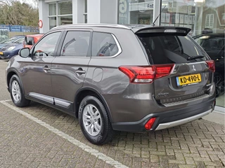 Mitsubishi Outlander Keyless | Cruise | Navigatie - afbeelding nr 3