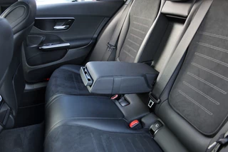 Mercedes-Benz C-Klasse Mercedes-Benz C-Klasse Estate 200 AMG Line | ACC | Carplay | Trekhaak - afbeelding nr 40