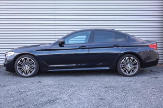 BMW 5 Serie Harman Kardon / Leder Dashboard / Camera / 19inch - afbeelding nr 3
