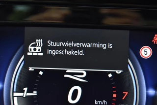 Volkswagen Golf Volkswagen Golf 1.5 eTSI R-Line Pano HUD H&K Lane Camera - afbeelding nr 34