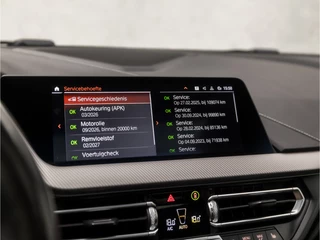 BMW 2 Serie Automaat (PANORAMADAK, M PAKKET, APPLE CARPLAY, HEAD-UP DISPLAY, MEMORY SEATS, STUUR/STOELVERWARMING, ADAPTIVE CRUISE, HARMAN/KARDON, CAMERA, 19'' VELGEN, NIEUWSTAAT) - afbeelding nr 32