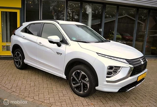 Mitsubishi Eclipse Cross Mitsubishi Eclipse Cross 2.4 PHEV Parelmoer lak - afbeelding nr 1