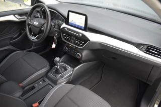 Ford Focus Ford Focus 1.0 EcoBoost Hybrid Trend Edition Business|1e Eigenaar|CAMERA|PDC|CARPLAY|NAVI|CRUISE - afbeelding nr 31