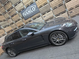 Porsche Panamera Porsche Panamera Sport Turismo 2.9 4 E-Hybrid Pano Sport Chrono 360 softclose Navi Led 21