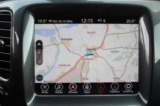 Jeep Compass Jeep Compass 4xe 240PK PHEV TRAILHAWK AUTOMAAT | NAVIGATIE | ACHTERUIRIJCAMERA | APPLE CARPLAY / ANDROID AUTO | DIGITALE COCKPIT | XENON KOPLAMPEN | 17