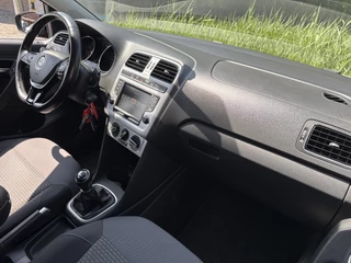 Volkswagen Polo Volkswagen Polo TSI 95PK BLUEMOTION EDITION CRUISE/PDC/CARPLAY - afbeelding nr 13