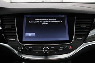 Opel Astra Opel Astra 1.4 Turbo Innovation | Stoel & stuurverwarming | Camera | Carplay | Matrix LED | Trekhaak | Comfortstoelen | Keyless | Navigatie - afbeelding nr 18