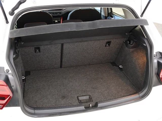 Volkswagen Polo Volkswagen Polo 1.0 TSI Highline Business R | Panoramadak | Parkeersensoren | - afbeelding nr 17