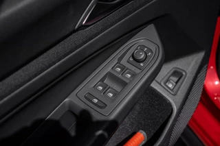 Volkswagen Golf Volkswagen Golf e1.5 eHybrid GTE, Fabrieksgarantie, Pano - afbeelding nr 19