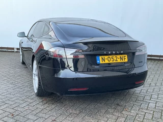 Tesla Model S - afbeelding nr 25