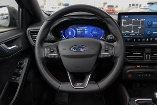 Ford Focus Ford Focus 2.3 Ecoboost 280pk ST-3 | Sper Differentieel | Panoramadak | Adaptive cruise control |Winter Pack | Trekhaak Afneembaar - afbeelding nr 23