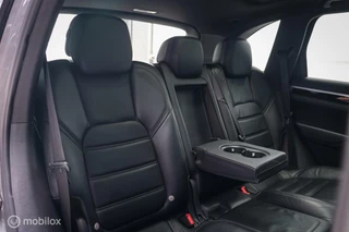 Porsche Cayenne Porsche Cayenne 3.0 S E-Hybrid 416 pk | NL auto NAP | Rijklaarprijs | Bose | Panoramadak | 21 inch | Meteorgrey | - afbeelding nr 33