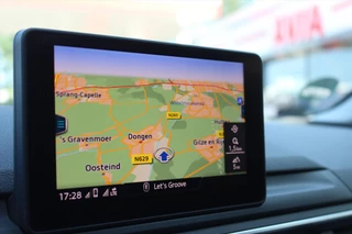 Audi A4 Audi A4 Avant 35 TFSI 150pk MHEV Hybrid S tronic Sport Edition | Orig. NL | Trekhaak wegklapbaar  | Apk 01-2027 | - afbeelding nr 11