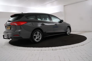 Ford Focus Ford Focus Wagon 1.5 EcoBlue Connected Cruise Control, Navigatie, Airco, Licht metalen velgen - afbeelding nr 3