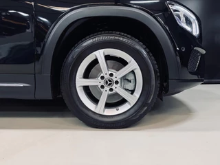 Mercedes-Benz GLB Mercedes-Benz GLB 200 Premium Plus, Pano, Widescreen, Ambiënte Light, 360 Cam, Voll Led, Cruise, Multistuur, Voll Onderhoud - afbeelding nr 2