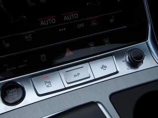 Audi A6 Audi A6 Avant 55TFSI e Hybrid 367pk quattro Competition S-line | Pano dak | B&O | Trekhaak - afbeelding nr 45