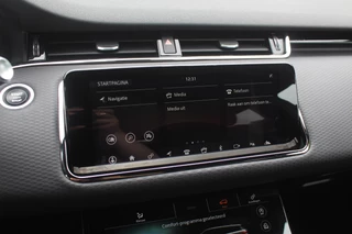 Land Rover Range Rover Evoque Land Rover Range Rover Evoque 2.0 P200 AWD R-Dynamic SE / Camera / Leder / 18'' / Apple CarPlay / Getint glas / Cruise Control - afbeelding nr 19